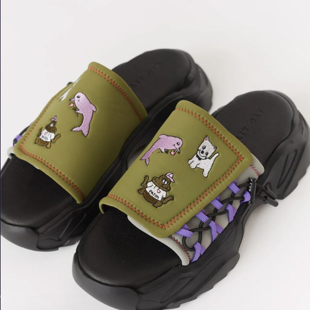 Lazy Oaf Day Off Chunky Sneaker Sliders - EU 39